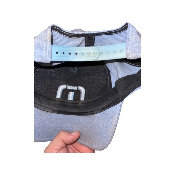 COPY - Travis Mathew Light Gray/Silver Snapback Hat : OSFM - Picture 2 of 4